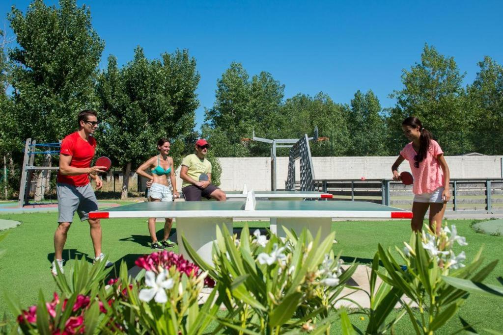 Soleil Du Midi Hotel Valras-Plage Bagian luar foto